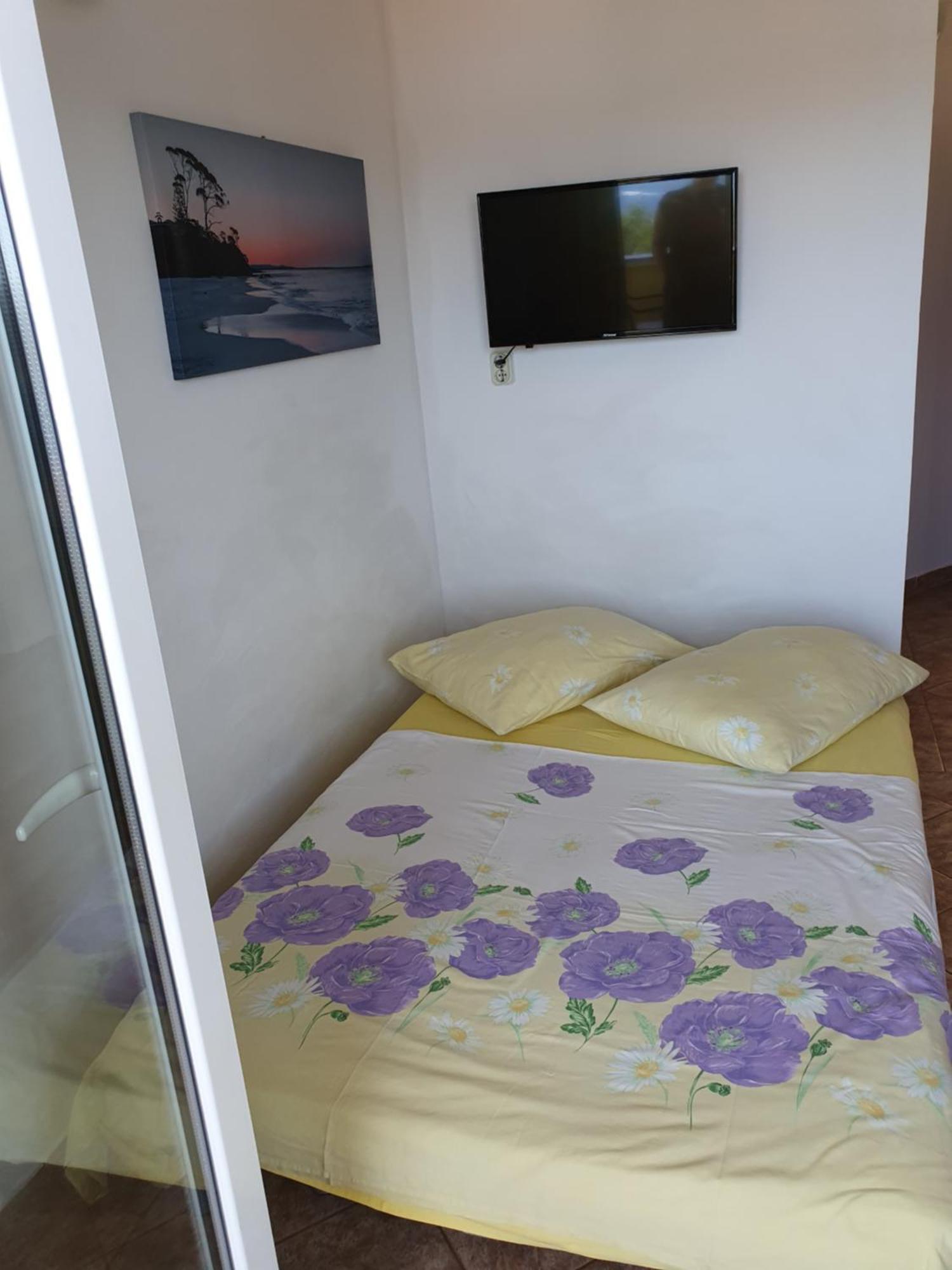 Apartment Jelena Rab Town Dış mekan fotoğraf