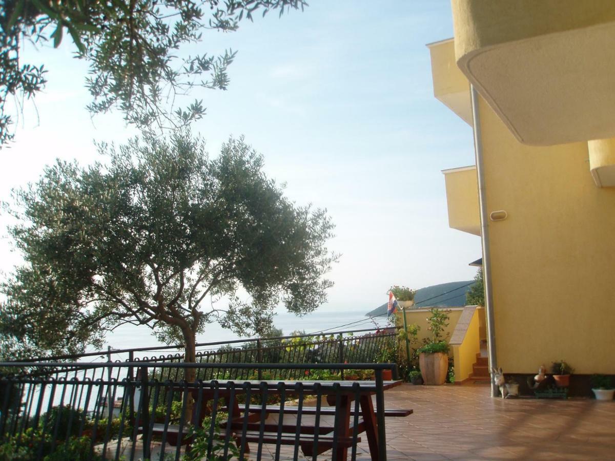Apartment Jelena Rab Town Dış mekan fotoğraf