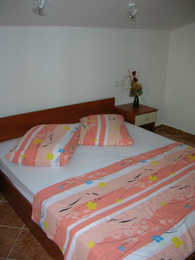 Apartment Jelena Rab Town Dış mekan fotoğraf